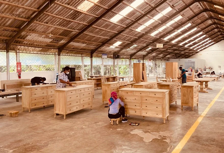 Teak furniture manufacturing