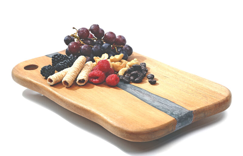 CUTTING BOARD