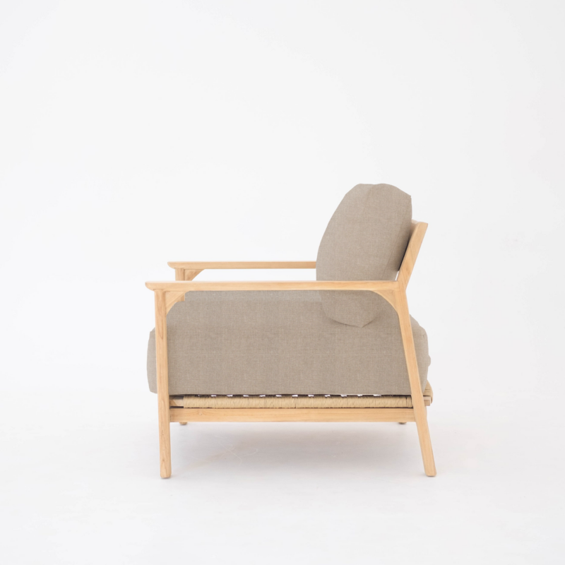 poolside lounge chair