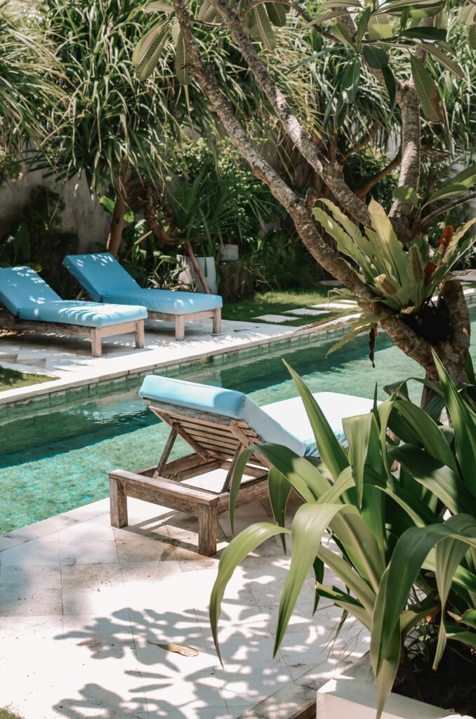 pool chaise lounge